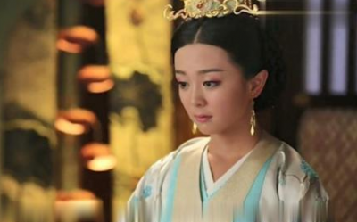 ​杨丽华成了母仪天下的皇后，为何19岁又被尊为皇太后？