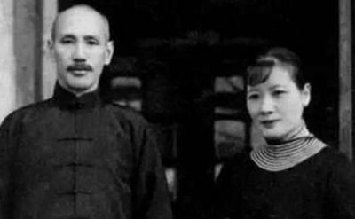 ​蒋介石一生四个老婆,为什么只生下了一个儿子?