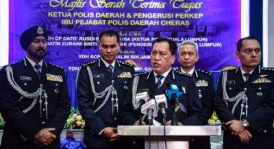 ​5名现役马来西亚警察在中国籍商人家中抢走价值26万元财物