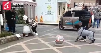 成都女子与狗主人扭打事件:未戴嘴笼狗吓到女子,引发社会关注!