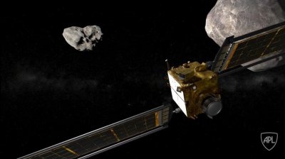​美航天器撞击小行星画面曝光（美航天器撞击小行星产生近万公里）