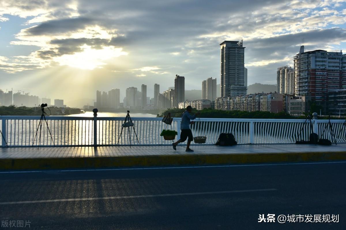 南安市属于福建省哪个市(福建南安市属于哪个市)