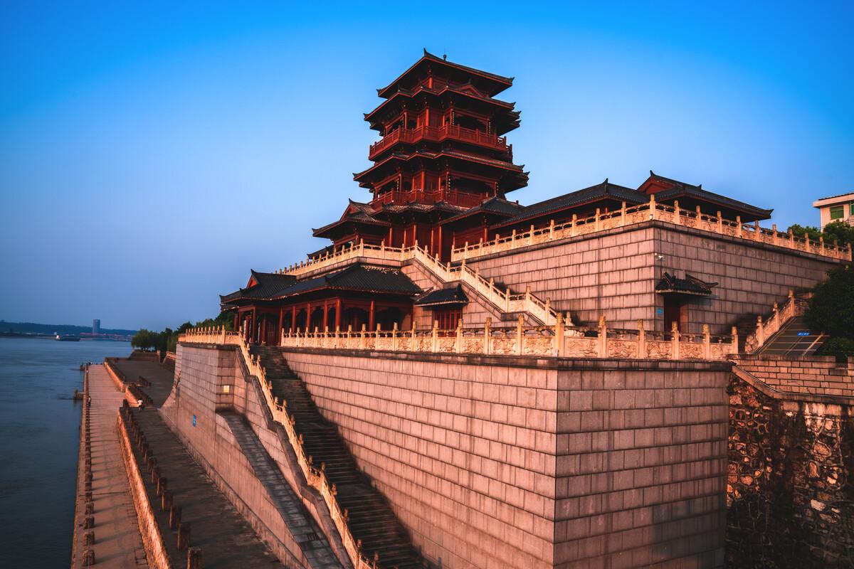 当阳和宜都哪个发展得好(宜都和当阳哪个好)