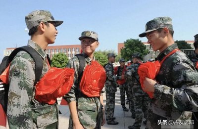 ​大学生去当兵好不好？会有什么利弊？看看老兵怎么说？