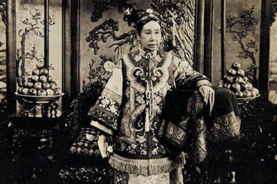 ​慈禧太后为什么宠信李莲英?