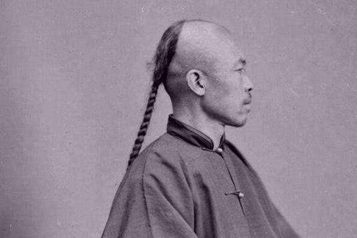 清朝强制留辫子,那秃顶的人怎么办?