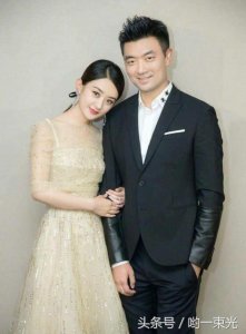 ​赵丽颖与经纪人结束合作关系，好聚好散，各自起航