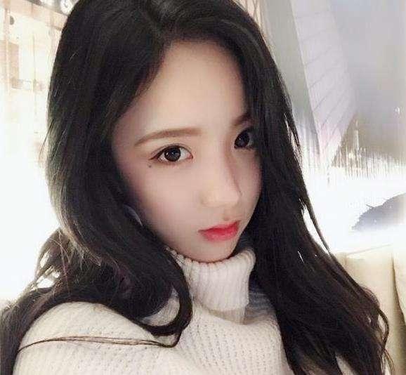 Miss、姜允儿走红毯撞衫, 姜允儿成功抢镜！！