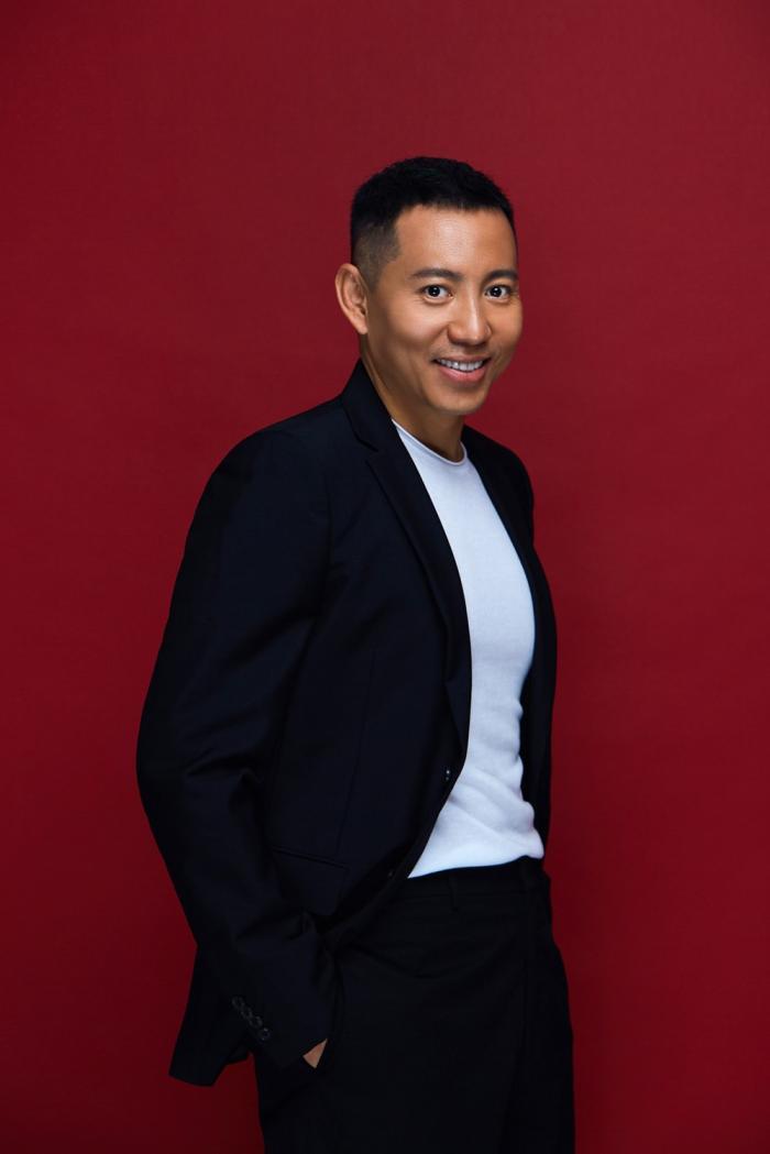 凭借《我是特种兵》走红，与华筝低调结婚，如今生活幸福美满