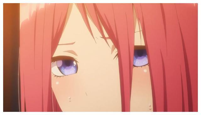 五等分的花嫁：看了二乃吹干头发后的样子，真正的新娘是她？