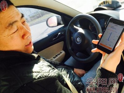 ​“滴滴”一声车到 市民褒贬不一