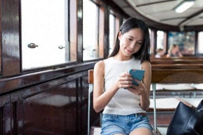 ​揭秘寂寞女人的7大表现标签心理健康 情感困扰 内心空虚 #生活压力