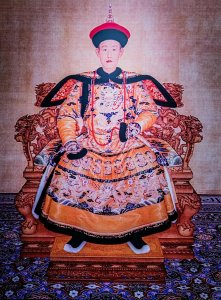 ​乾隆皇帝十全老人是什么意思哪十全，在位时的十次战争(有水分)