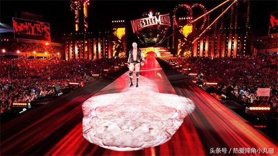 WWE摔角狂热33震撼出场图片合集！