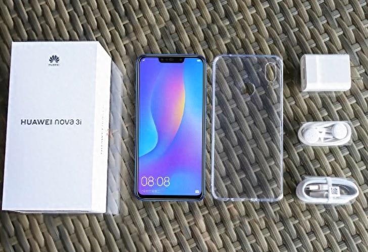 华为nova3i开箱图赏 麒麟710处理器