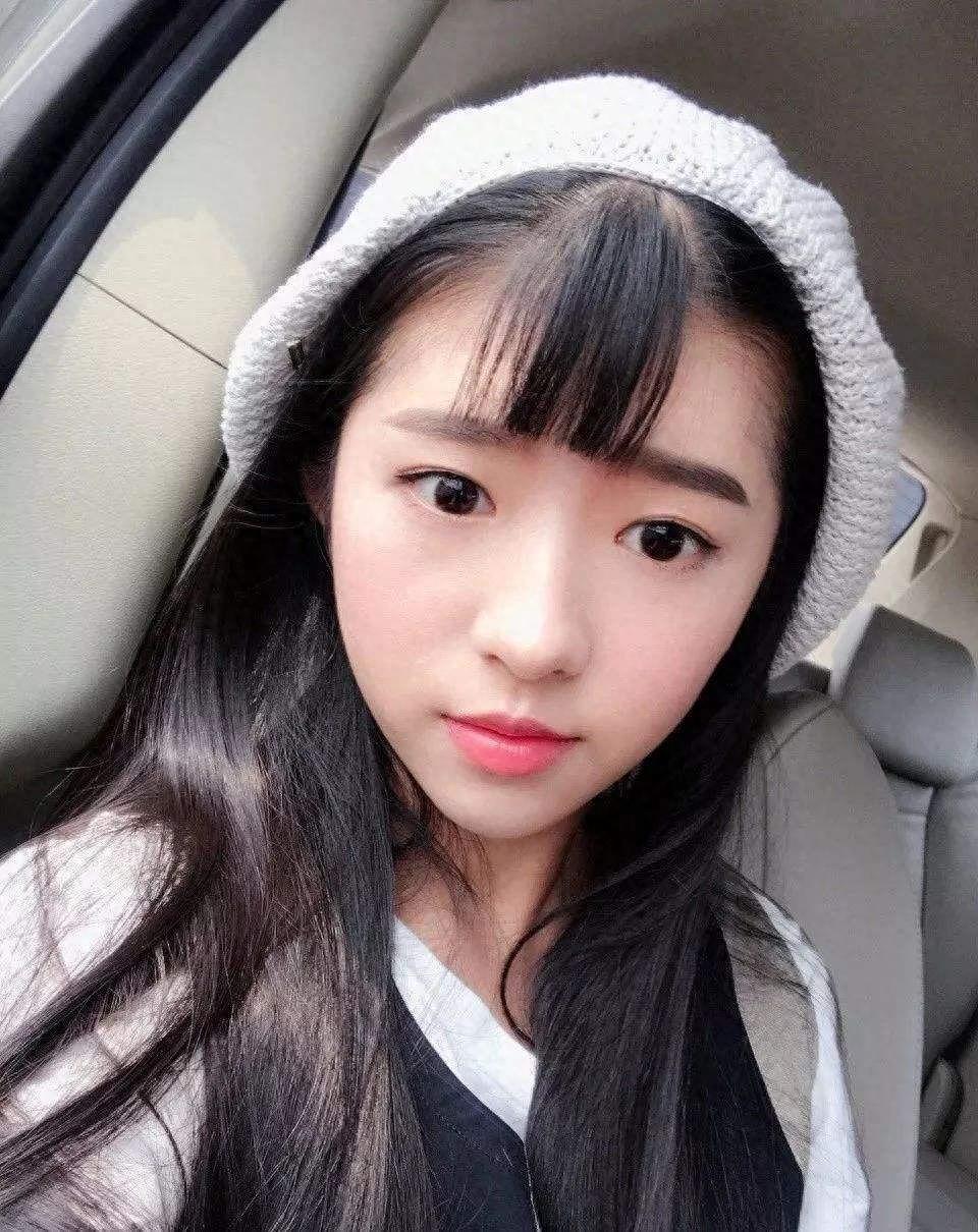 内地新晋小花何蓝逗