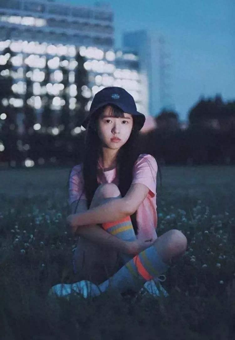 内地新晋小花何蓝逗