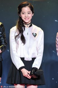​“白富美”欧阳娜娜养成记 励志少女鹿小葵求关注