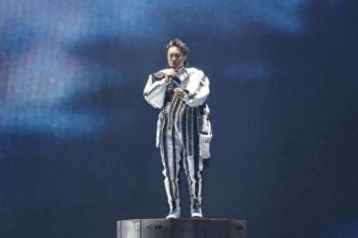 ​陈奕迅唱歌为啥这么好听？他的唱功到底好在哪里？