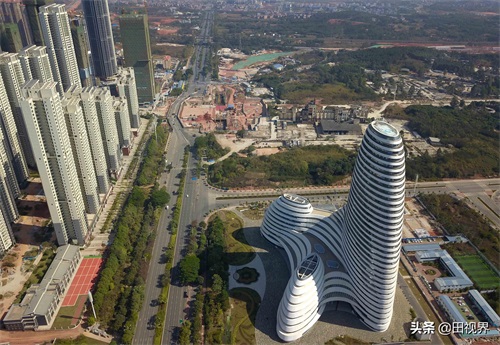 南宁地标性建筑，广西新媒体中心成网红打卡地