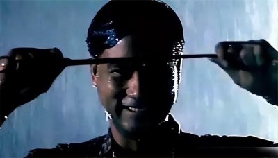 ​90年代广州“雨夜屠夫”，4年时间19名女性遇害，侵犯后割奶收藏