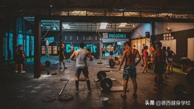 ​现在转行做健身教练怎么样？