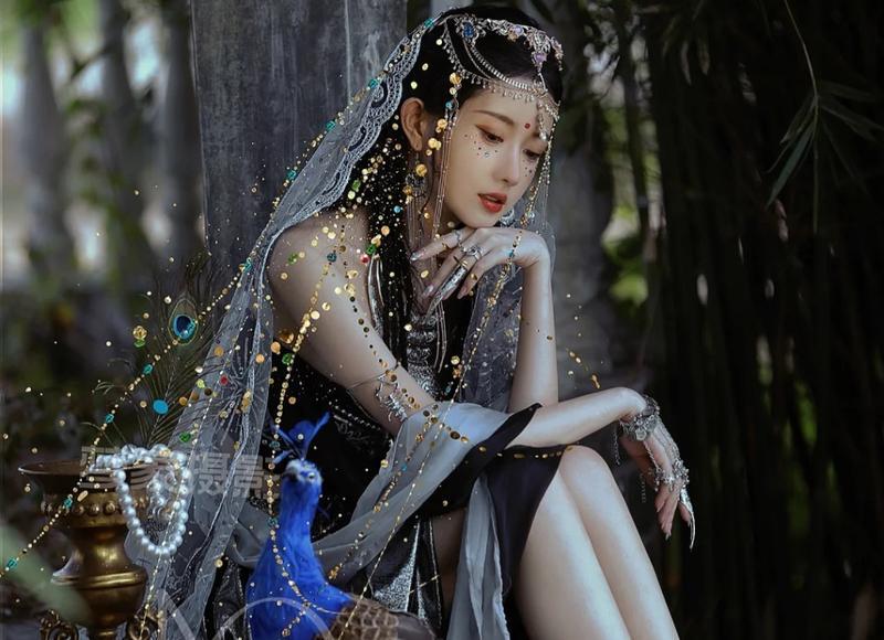 和女生聊天技巧大全（追女生的方法）