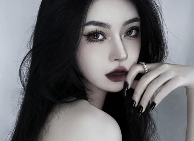 ​男生喜欢女生的暗示！男生喜欢你的4种隐形表现！