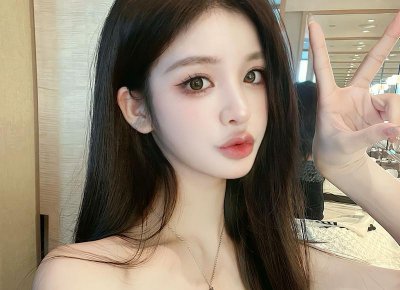 ​才不要对女生示好，我要让你主动喜欢上我。