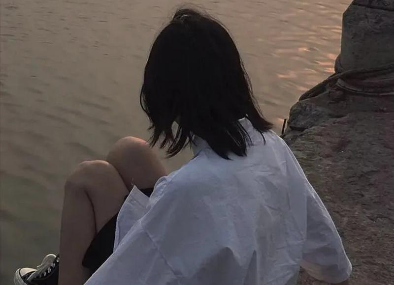 水瓶男喜欢什么类型的女生，你是属于哪一款