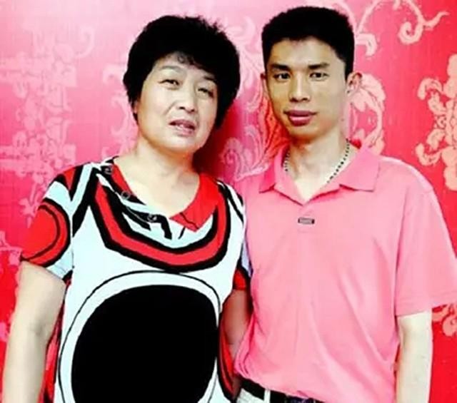 整容失败后的抑郁症案（12年前割肝救儿的）(11)
