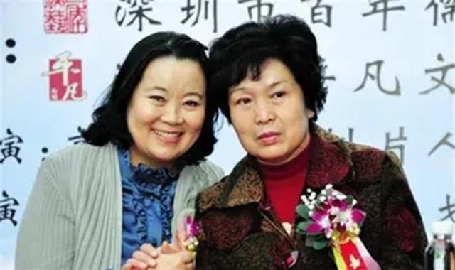 整容失败后的抑郁症案（12年前割肝救儿的）(28)