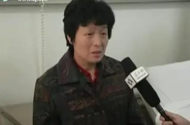 整容失败后的抑郁症案（12年前割肝救儿的）(21)