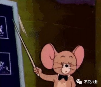 ​德云社王九龙被拍随地大小便还嗦手指，都这样了还有人帮着洗？