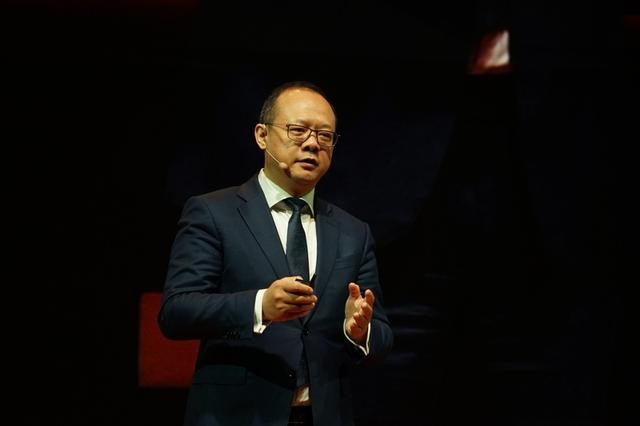 华为5g手机总结（10年时间3个阶段复盘华为手机的欧洲攻略）(2)