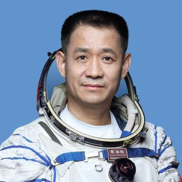 神舟十号航天员排名（为何杨利伟只上过太空1次）(4)