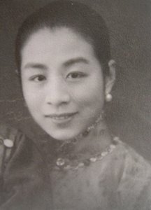 ​婚后二十年无子，丈夫所做之事令她愤怒，出家后寿过百岁