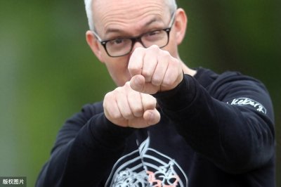 ​科隆3人病毒检测呈阳性，德甲联赛重启将继续延期