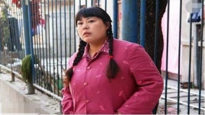 ​二婚恋上小15岁男生，为爱减肥惨遭抛弃，如今美若天仙