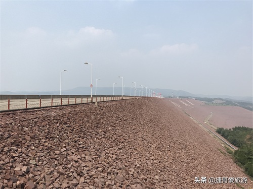 河南省 济源市 黄河小浪底水利枢纽风景区