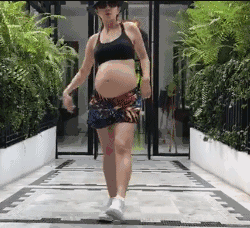 baby是怎么成功上位的（这回大肚子照都晒了又说是p的）(17)