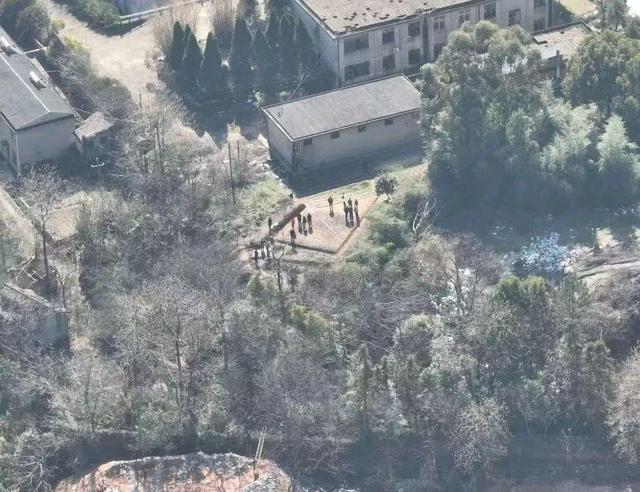 胡鑫宇案为何无人相信是自杀（盘点胡鑫宇案情111天的细节始末）(3)