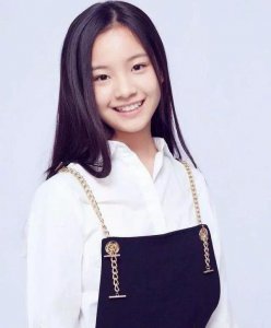 ​电视剧《超越》中陈冕的扮演者李庚希——清丽脱俗，纯真天然