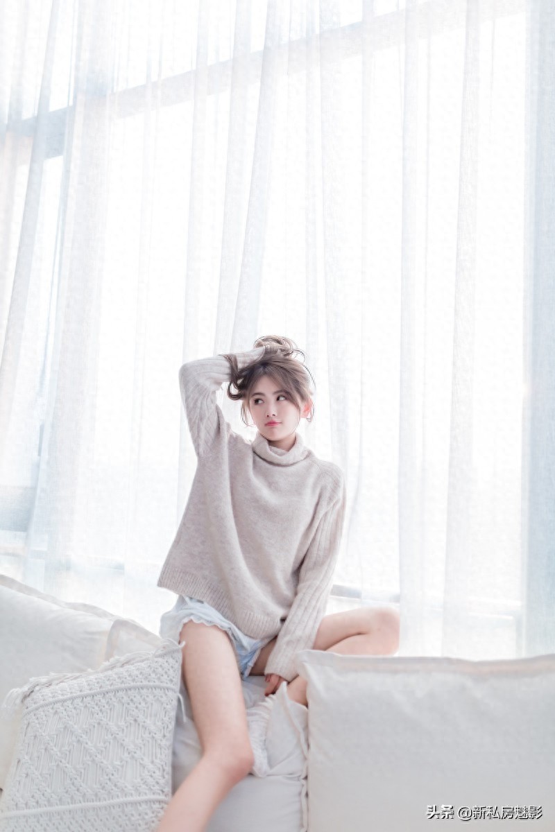 私房照，温柔气质型美女，长腿养眼精致可爱