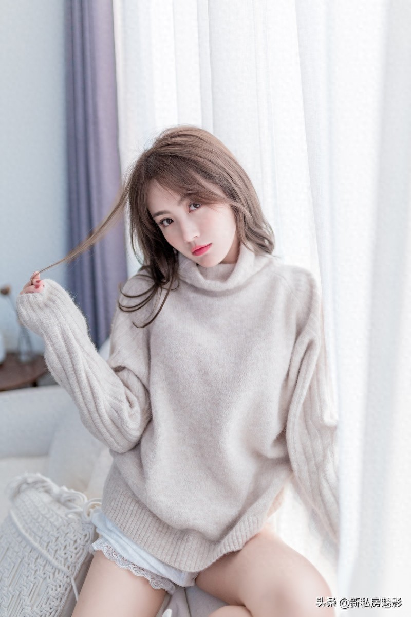 私房照，温柔气质型美女，长腿养眼精致可爱