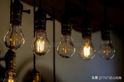 爱迪生发明了哪些东西呢(爱迪生十大发明 爱迪生的发明都有哪些)