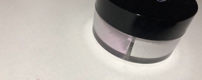 散粉可以直接涂在脸上吗