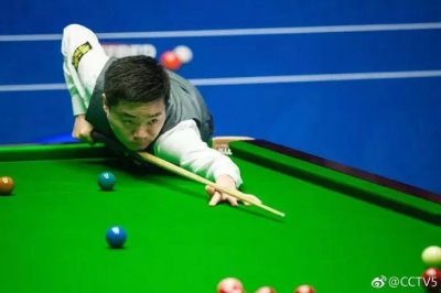 ​斯诺克世锦赛：丁俊晖5-13不敌霍金斯无缘四强