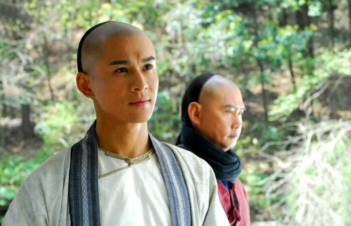 《书剑恩仇录》:黄海冰版本最经典,乔振宇版本最帅