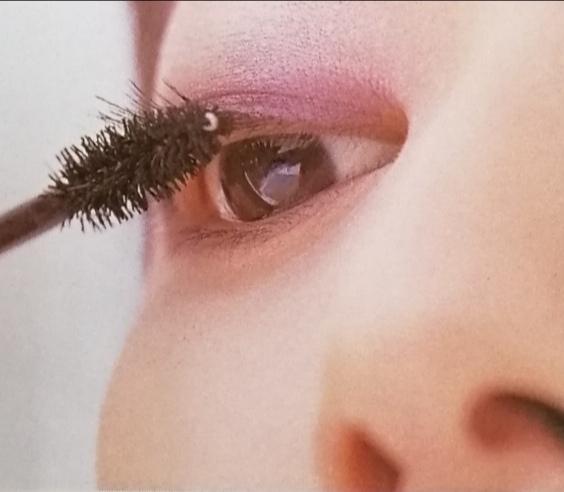 眼部化妆技巧有哪些(掌握眼部化妆技巧)(7)